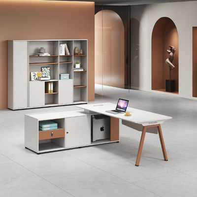 Moderne commerciële kantoormeubilair Computer werktafel Executive Office Desk Manager Boss Desk