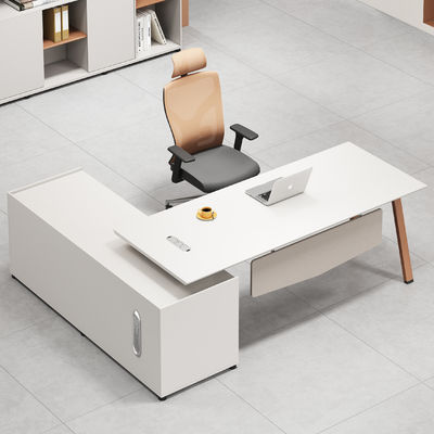 Moderne commerciële kantoormeubilair Computer werktafel Executive Office Desk Manager Boss Desk