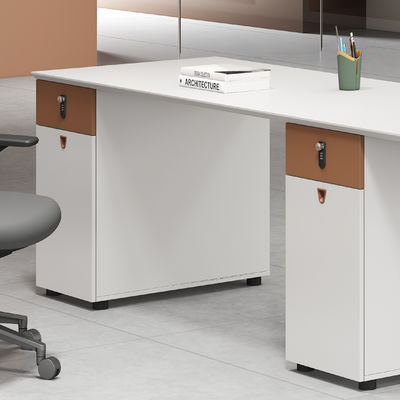 Moderne open plan kantoorwerkstation bureau-cubicle werkstation tafel