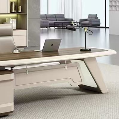 Moderne grote kantoor bureau met stoel Manager tafel Chief Executive tafel