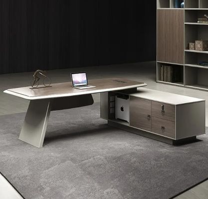 Hoogwaardige CEO tafel Moderne kantoormeubilair Luxe Executive Office Schrijftafel Schrijftafel Met zijtafel En Schuifkast